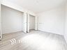 洋室：うららかな陽射しがどのお部屋にも降り注ぐよう、快適さを追求した間取設計。