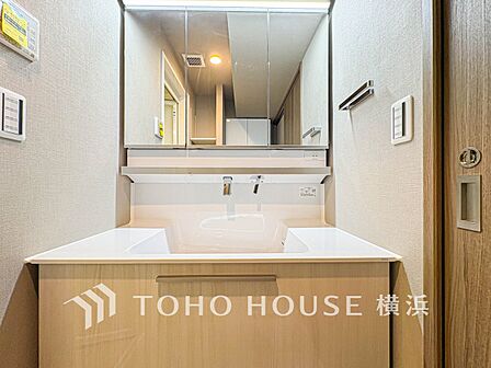 一日の始まりと終わりを心地よく演出してくれる、多彩な機能が備えられたパウダールーム。