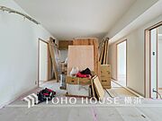 和やかで洗練された空間の演出。寛ぎとコミュニケーションを育む居心地のよい場所。