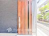 玄関：お住まいの顔となる玄関。