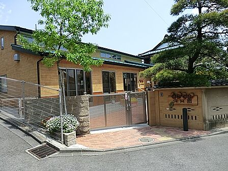 学校法人若草学園中野どんぐり保育園 750m 中野幼稚園の隣にあり、定員60名の認可保育園です。
