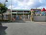 周辺：しんよしだこども園　750m　土手や公園などのお散歩コースに恵まれた園。畑の活動など自然に親しめる環境もあります。   