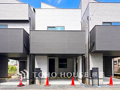 外観：表現された空間は豊かな光と風を纏い、暮らしの時間を豊かにしてくれます。
