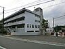 周辺：鎌倉市立小坂小学校　500m　徒歩7分。小学校が近いのは子育てファミリーにもおすすめのポイントです。 