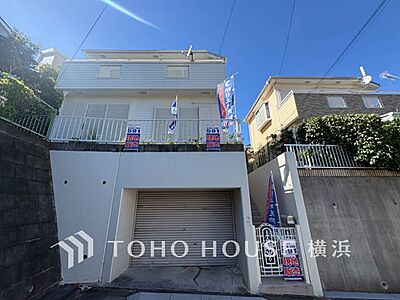 外観:暖かな陽光と爽やかな風がハーモニーを奏でる上質な空間を愉しむ暮らし。(2026年8月撮影) 外観:暖かな陽光と爽やかな風がハーモニーを奏でる上質な空間を愉しむ暮らし。(2026年8月撮影)