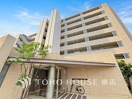 時間のゆとりと空間、爽やかな陽光がもたらす光と風を贅沢なまでに感じる暮らしが始まります。