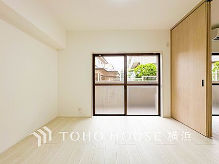 通風・採光にも優れ、心地よい光と風があふれています。