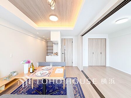 集いの場、憩いの場としての快適性を求めたやすらぎの空間です。