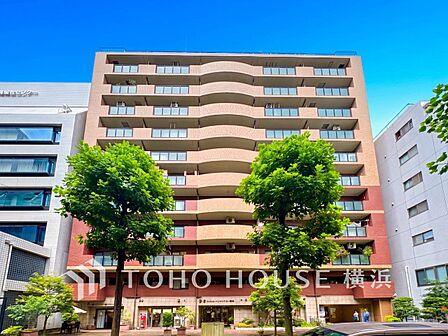 時間のゆとりと空間、爽やかな陽光がもたらす光と風を贅沢なまでに感じる暮らしが始まります。