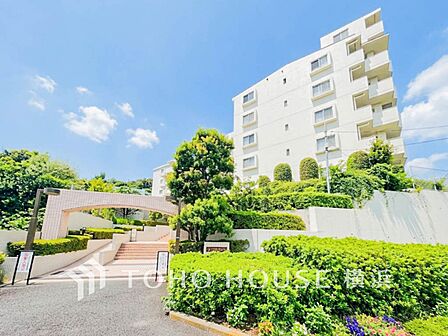 時間のゆとりと空間、爽やかな陽光がもたらす光と風を贅沢なまでに感じる暮らしが始まります。