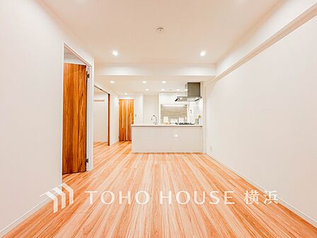 集いの場、憩いの場としての快適性を求めたやすらぎの空間です。