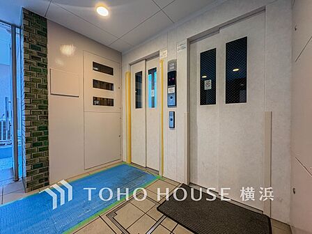大きな荷物やお買い物帰りの重い荷物にも安心のエレベーター。