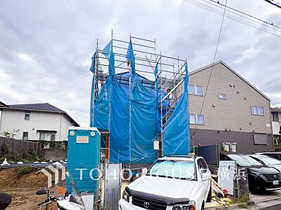 外観：表現された空間は豊かな光と風を纏い、暮らしの時間を豊かにしてくれます。（2026年9月撮影）