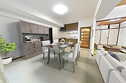 エメラルドマンション古国府 3LDKのリビング/ダイニング