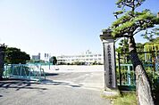 春日井小学校まで1900m、春日井小学校まで1900m(徒歩約24分)