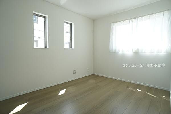 洋室を拡大表示