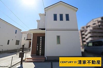外観:A号棟:中央本線春日井駅徒歩約17分(2026年10月撮影) 外観:A号棟:中央本線春日井駅徒歩約17分(2026年10月撮影)