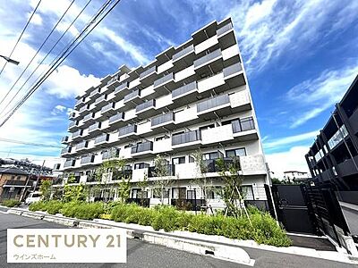 外観:2024年築の築浅マンション。オートロック、宅配ボックス完備!4階部分バス・トイレ別の1Kタイプ!オーナーチェンジ物件なので購入時から家賃収入が見込めます!賃料85、500円/月 表面利回り4.50% 外観:2024年築の築浅マンション。オートロック、宅配ボックス完備!4階部分バス・トイレ別の1Kタイプ!オーナーチェンジ物件なので購入時から家賃収入が見込めます!賃料85、500円/月 表面利回り4.50%