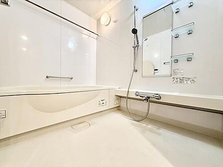 1620サイズのゆったりとした浴室!心と身体をリフレッシュさせる癒しの空間!