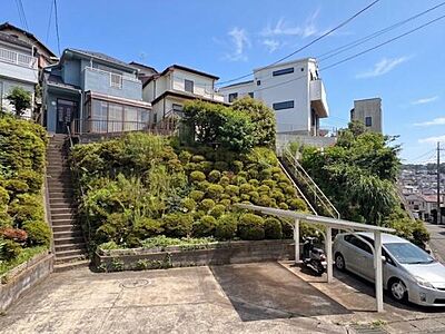 外観:サンルーム付き。雨の日もお洗濯室内干しには困りません 外観:サンルーム付き。雨の日もお洗濯室内干しには困りません