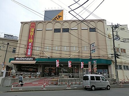 アピタ金沢文庫店まで992m