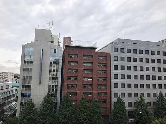 同じ物件内、下...