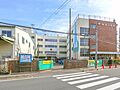 戸田市立新曽小...