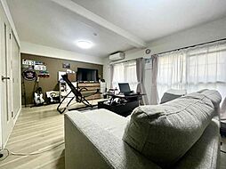 リベラル一ッ葉 2LDKのリビング/ダイニング