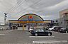 周辺：マツモトキヨシ和知川原店まで876m