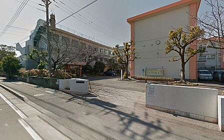 宮崎市立潮見小学校まで385m