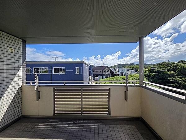 バルコニーを拡大表示