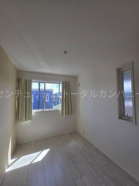 洋室を拡大表示