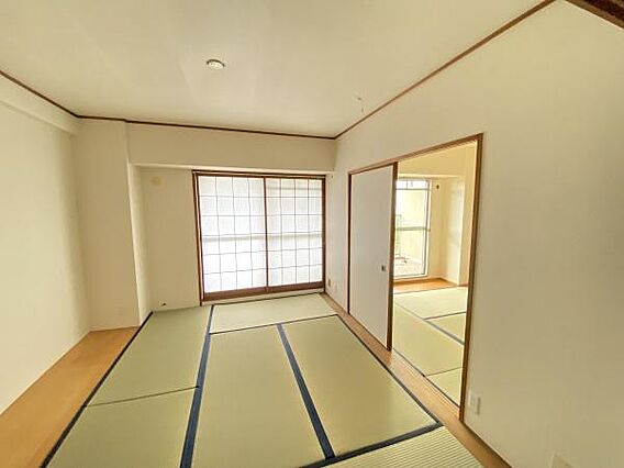 和室のお部屋で...