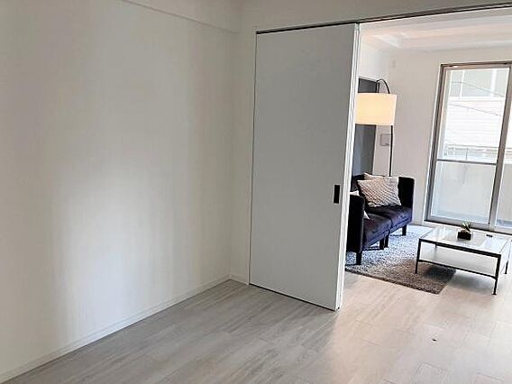洋室のお部屋で...