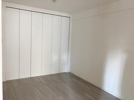 洋室のお部屋で...