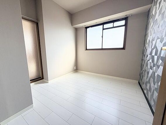 洋室のお部屋で...