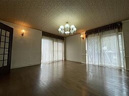 東金市松之郷　戸建て 5LDKのリビング/ダイニング