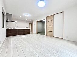 近鉄難波線 布施駅 徒歩6分 4SLDKのリビング/ダイニング