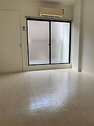 ローズリーフ平野 1階1Kのリビング/ダイニング