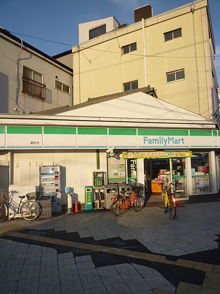 画像24:ファミリーマート大正鶴町店まで660m