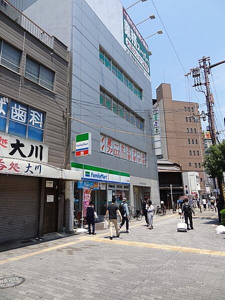 画像23:ファミリーマート大正駅前店まで102m