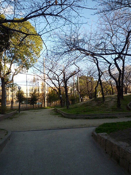 画像28:平尾公園まで279m