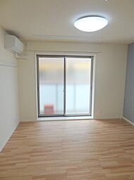 シャーメゾンKOGACHI 3階1Kのリビング/ダイニング