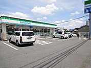 ファミリーマート藤井寺北岡店まで356m