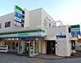 周辺：ファミリーマート築港店まで537m