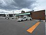 周辺：ファミリーマート枚方伊加賀西店まで420m