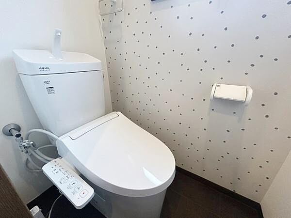 トイレを拡大表示