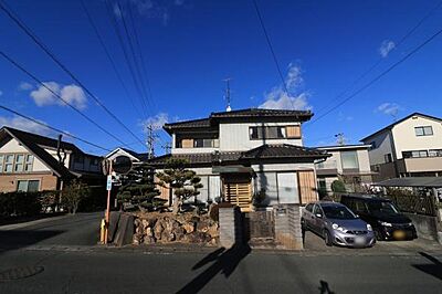 外観：内覧ご予約・資料請求随時受付中♪住宅ローンのご相談・その他ご質問など、お気軽にお問合せください！