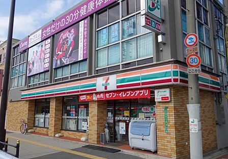 セブンイレブン大阪四貫島2丁目店まで700m