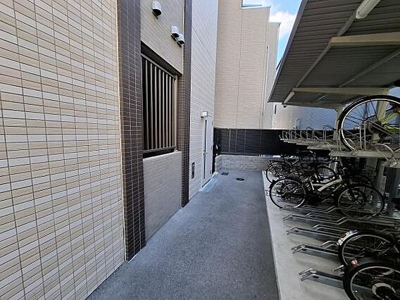 敷地内駐輪場で...